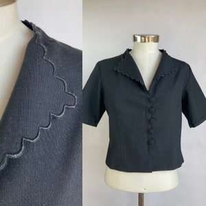 Black blouse M/L with short sleeves with embroidered collar, vintage fashion from 1980s, retro fashion