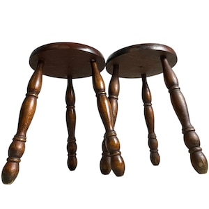 Plinth Vintage French Traditional Worn DAMAGED REPAIRED Stand Bobbin Leg Plinth Plant Tabouret c1960&#39;s / EVE