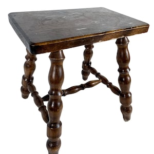 Vintage French Traditional Bench Stool Plant Stand Turned Leg Wooden Hardwood Small Plinth Display Rest Plinth Pot Tabouret c1970&#39;s / EVE