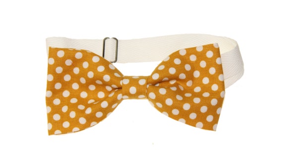 Mens Light Pink With White Dots Pre-Tied Cotton Bow Tie On Adjustable Twill Strap