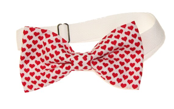 Mens White With Red//Blue Dots Pre-Tied Cotton Bow Tie On Adjustable Twill Strap