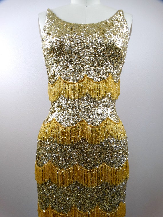 50s Bombshell Sequined Fringe Beaded Dress / 1950… - image 2