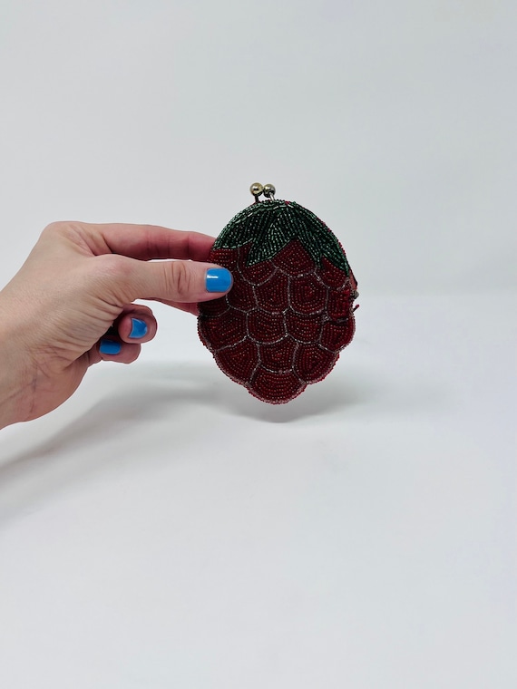Berry Cluster Vintage Kisslock Beaded Coin Purse