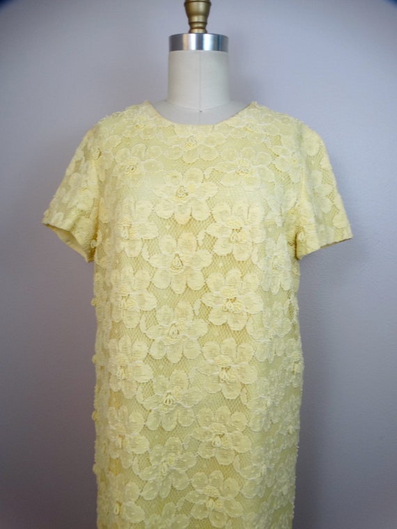 60s Mod Mid Century Yellow Beaded Dress • Retro 1… - image 2