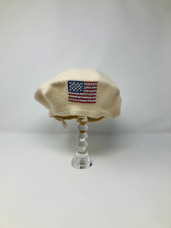 Vintage USA Flag Beret / Red White and Blue Stars 