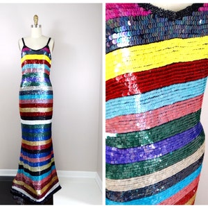 Vestido de lentejuelas de alta costura de los 90 // Vestido de fiesta de lentejuelas vintage de los 90 // Vestido de lentejuelas con diseño de rayas arcoíris pequeño