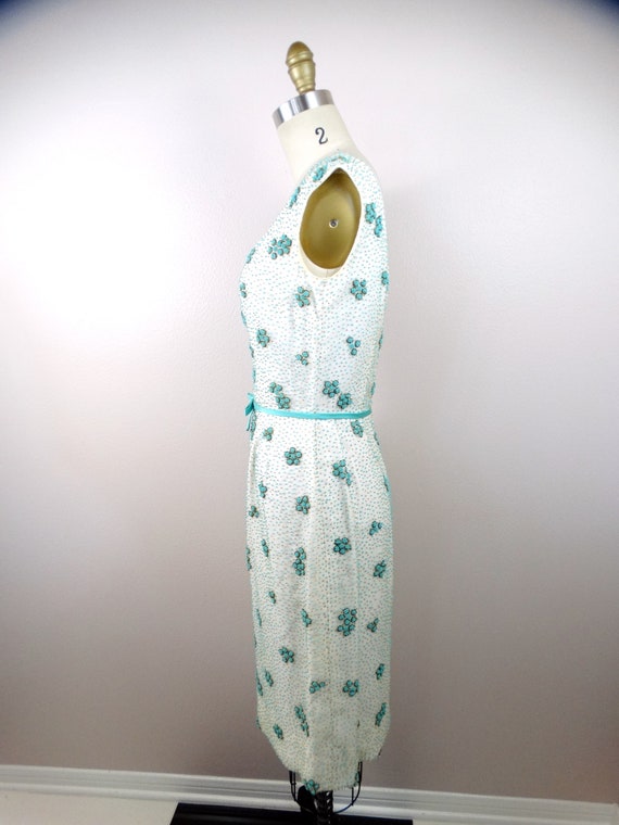 50s Floral Beaded Dress // Mid Century Mod White … - image 7