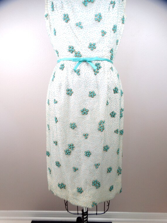 50s Floral Beaded Dress // Mid Century Mod White … - image 5