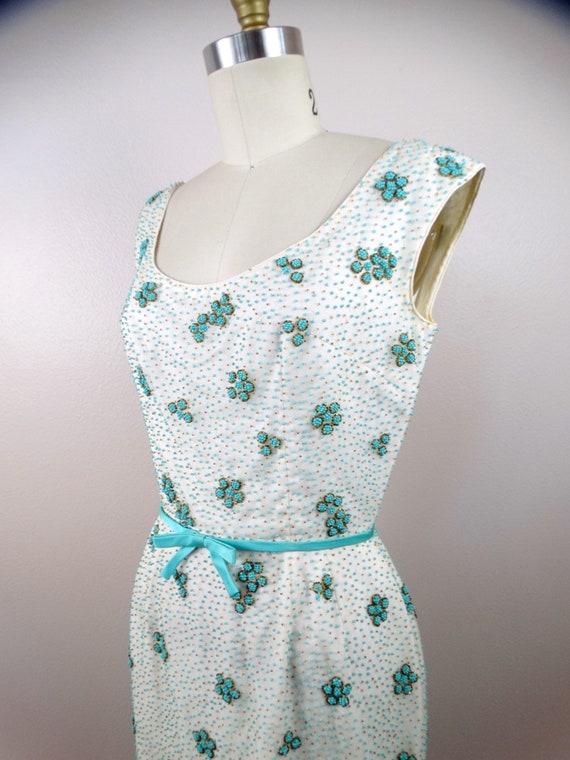 50s Floral Beaded Dress // Mid Century Mod White … - image 6