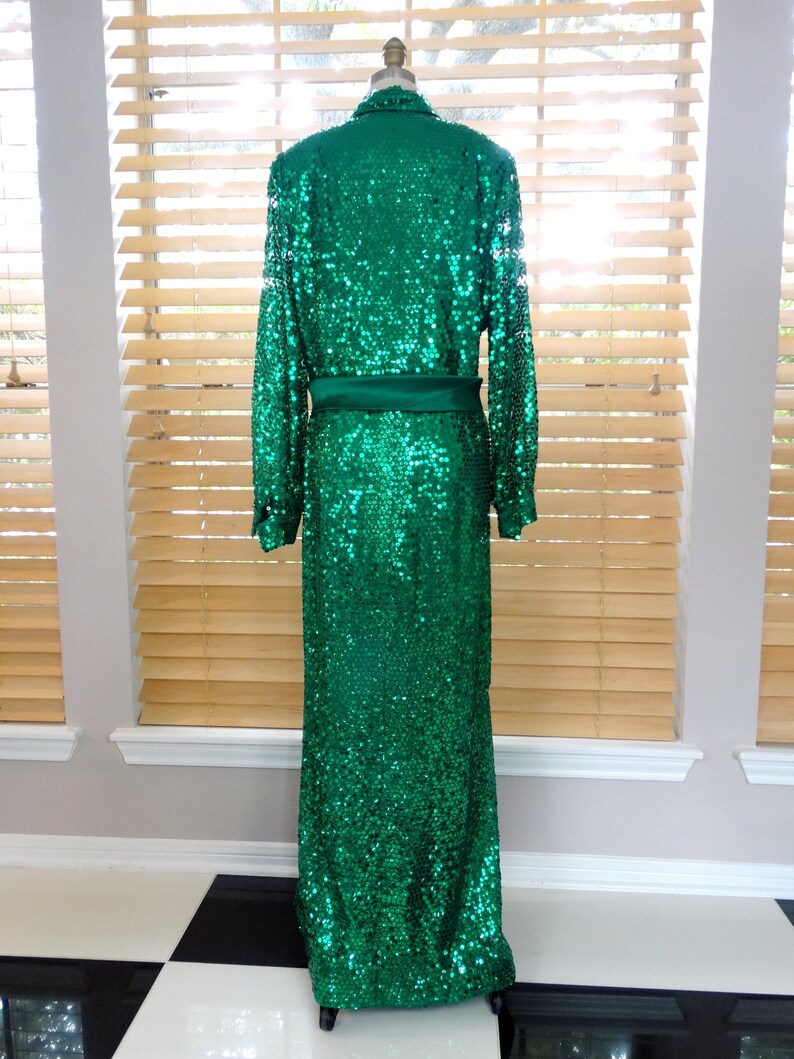 emerald green sequin gown