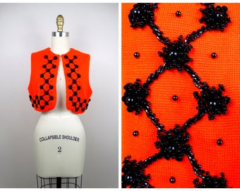 Feloranje bolero met kralen / met de hand verfraaid cropped bolerovest van TGIF