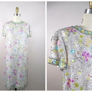 60er Jahre Hand Perlen Kleid / 1960&#39;s Couture Vintage Pastell Blumen Kleid mit Pailletten Verziert