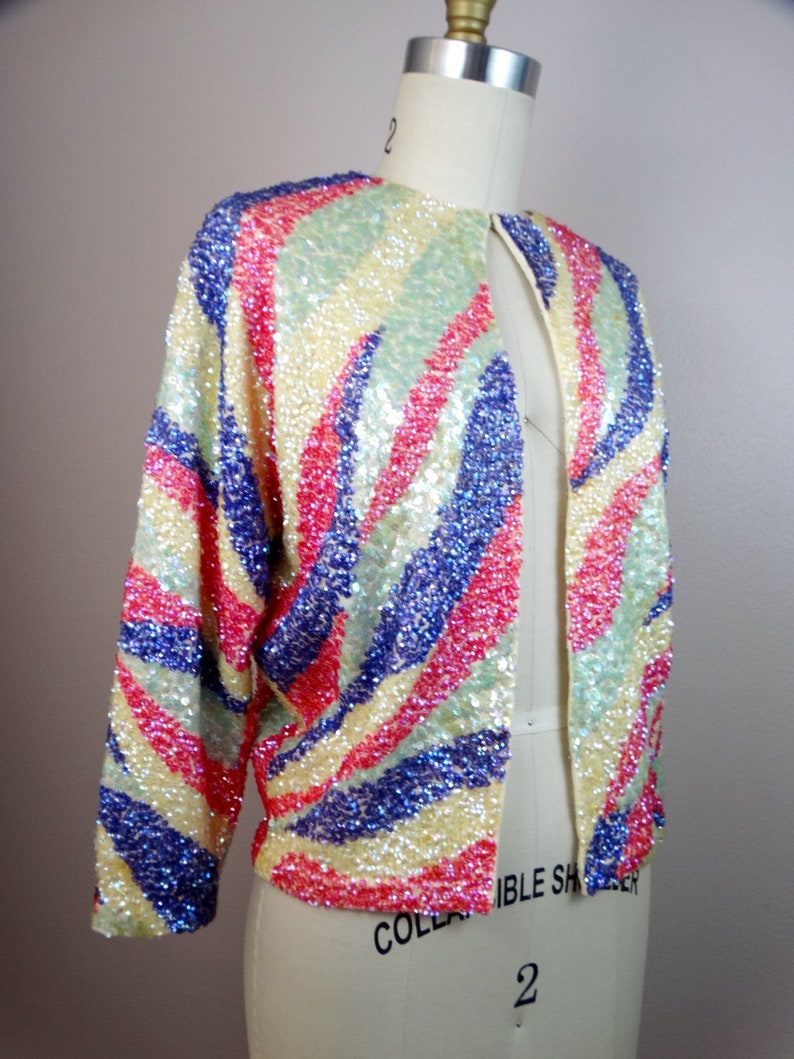 50s Sequin Embellished Cardigan / 1950s 1960s Iridescent Pink Purple and Yellow Pastel Sequined Vintage Sweater Jacket Shrug image 3