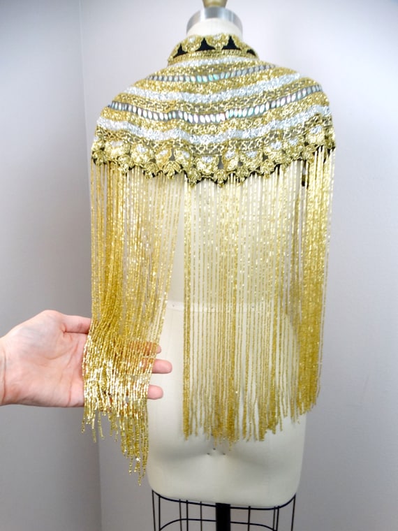 GORGECRAFT 15 metro Pizzo Metallizzato Oro con Frange e Nappe 32mm di Larghezza Nastro Intrecciato Glitterato con Frange per Cucire per Fai Da Te Cucito Artigianato Abbigliamento Tende Tovaglie Gonne