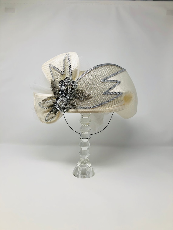 Vintage Beaded Sequined Church Hat / White Beaded… - image 1