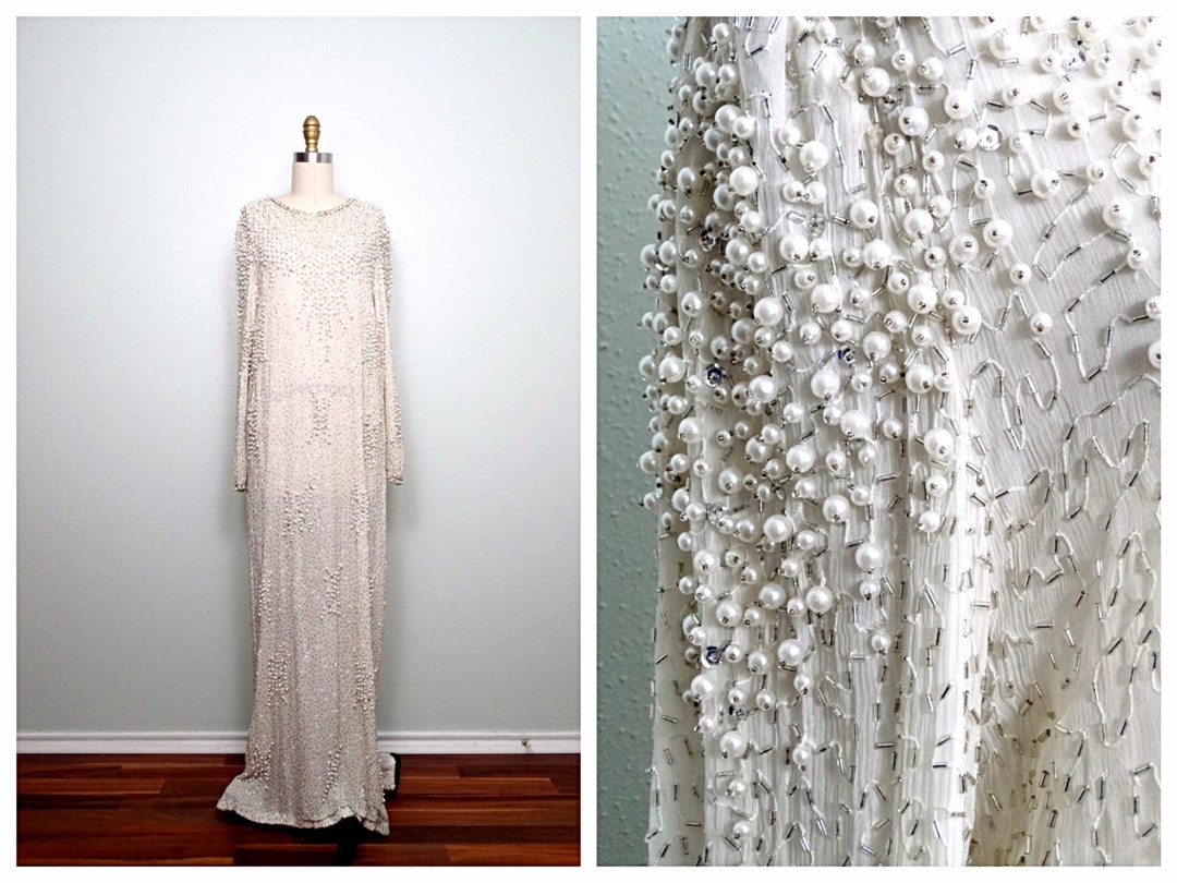 Vintage Pearl Beaded Wedding Dress / Ivory Silk Glass Beaded  display picture 3