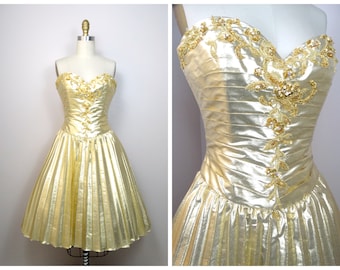Vestido sin tirantes con cuentas de cristal y lamé dorado de los años 80 / Vestido bustier con lentejuelas doradas de los años 80