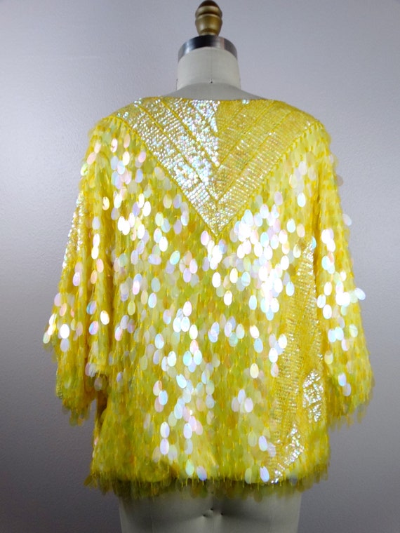 L/XL Bright Yellow Paillette Sequin Top / Iridesc… - image 7