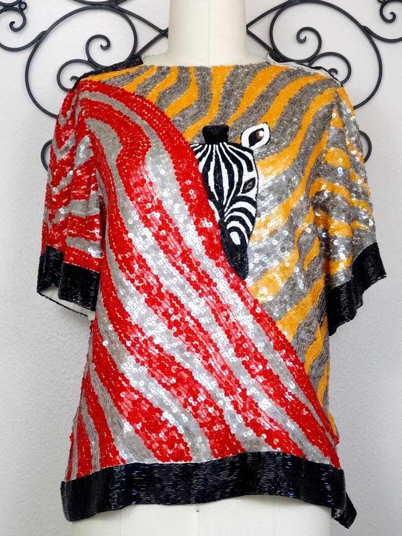 Wild Sequined Novelty Top Red /& White Sequin Striped Top Rare Beaded Zebra Top