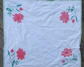 Vintage 1950 39 s stencil floral white cotton crochet lace trim tablecloth 30 quot x 33 quot table linens housewares