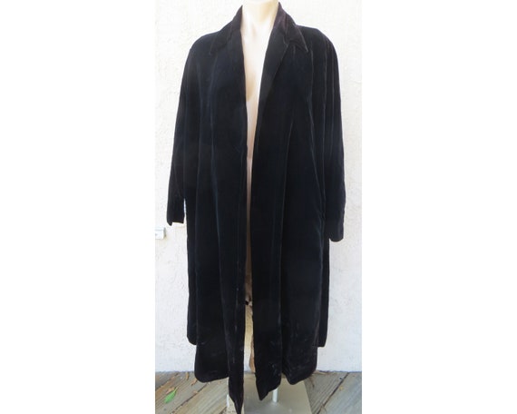Vintage 1940's/1950's black velvet open front swin