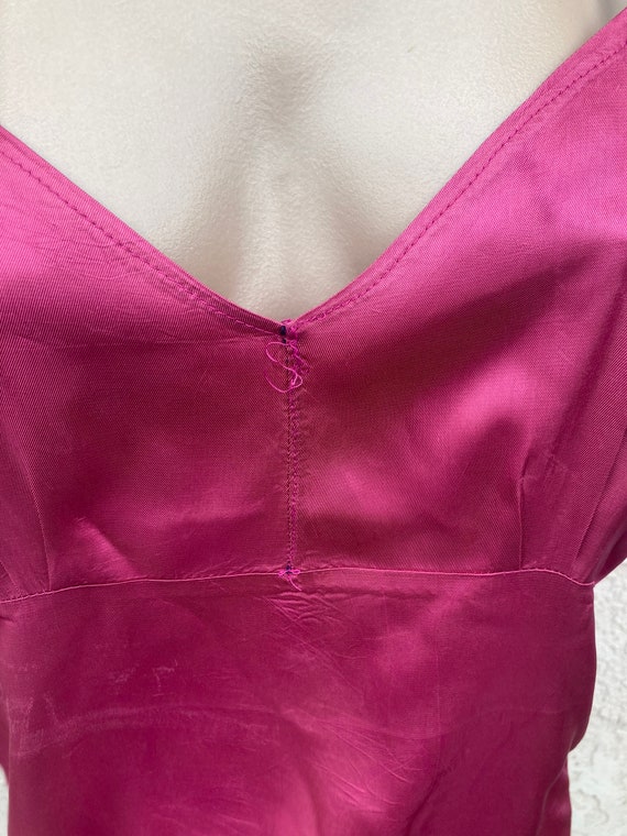 Vintage 1940's/1950's? magenta pink rayon full sl… - image 8