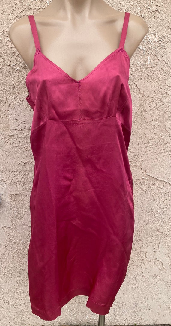 Vintage 1940's/1950's? magenta pink rayon full sl… - image 3