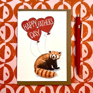 Carte de fête des pères panda roux pour les amoureux des animaux