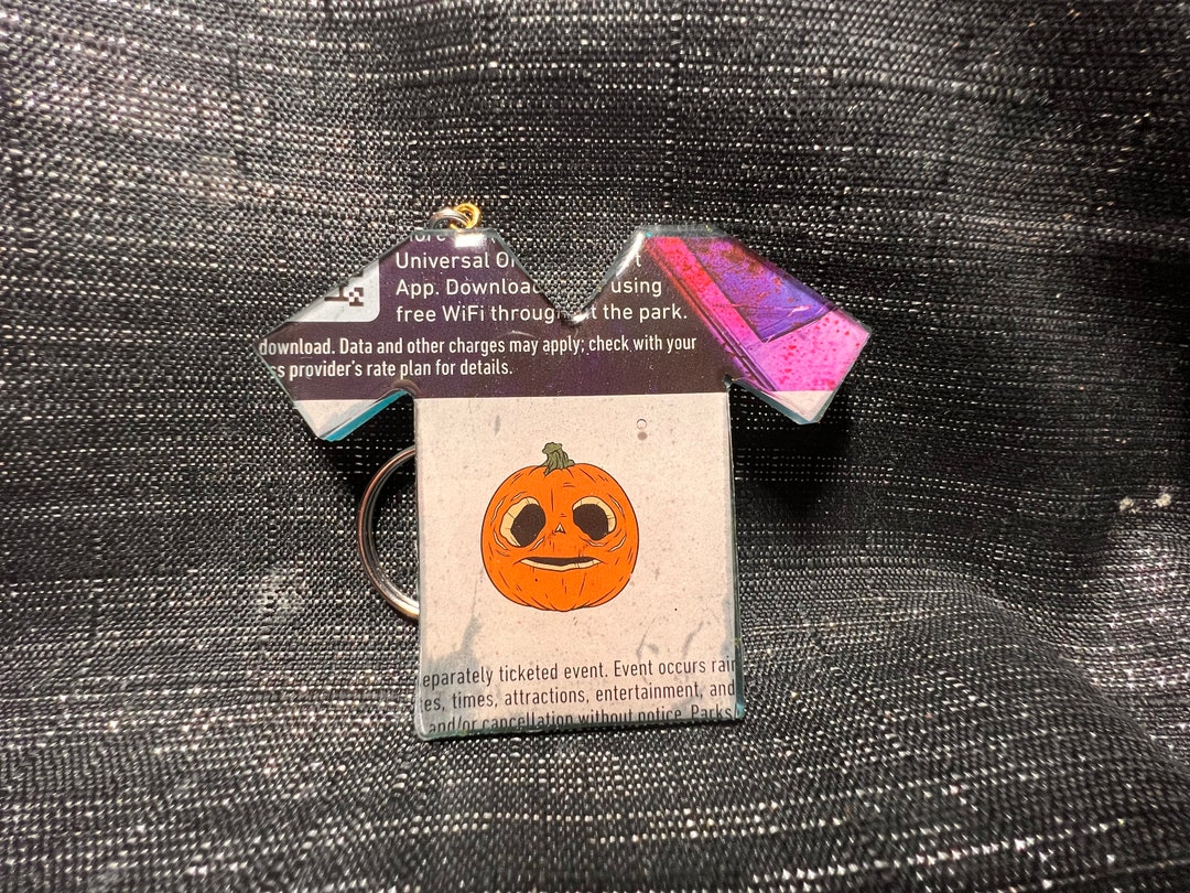 Li’l Boo HHN 31 Map Shirt Style Keychain - Etsy