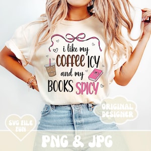 Eiskaffee & würzige Bücher PNG, Smut Reader PNG, Girly Bookish Bow Shirt Design, Booktrovert Png, Bücherwurm Png, Trendy Pink Print Sublimation