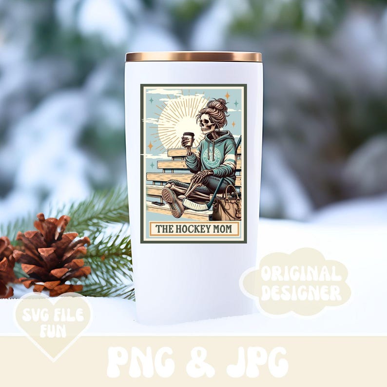 Chemise de maman de hockey PNG, la carte de tarot squelette de maman de hockey PNG, Hockey Mama PNG conception de chemise tendance pour femme de hockey (version chauves-souris supprimées) image 8