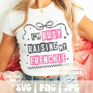 Französische Bulldogge SVG für Bulldogge Mama PNG, sarkastische lustige Hund Mama SVG-Designs, Zitate rosa trendige karierte Bogen Shirt Print Sublimation Bild 3