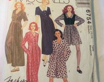 1990s Wide Leg Jumpsuit Dress culottes Short long sleeves sewing pattern McCalls 6754 Size 8 10 or 12 14 Bust 31.5 32.5 or 34 36"