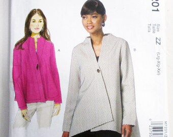 Misses Asymetric Jacket Flared Loose fitting sewing pattern McCalls 7201 Plus Size L XL XXL Nancy Zieman