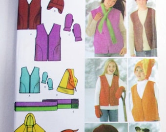 Y2K Winter Vest Scarf Mittens Hat Fleece Dog Coat sewing pattern Simplicity 4801 Size XS S M L XL UNCUT ff
