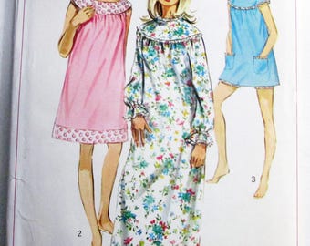 1960s Nightgown Nightie Bloomers Housedress sleepwear yoked loose fitting vintage sewing pattern Simplicity 7910 Size 12 14