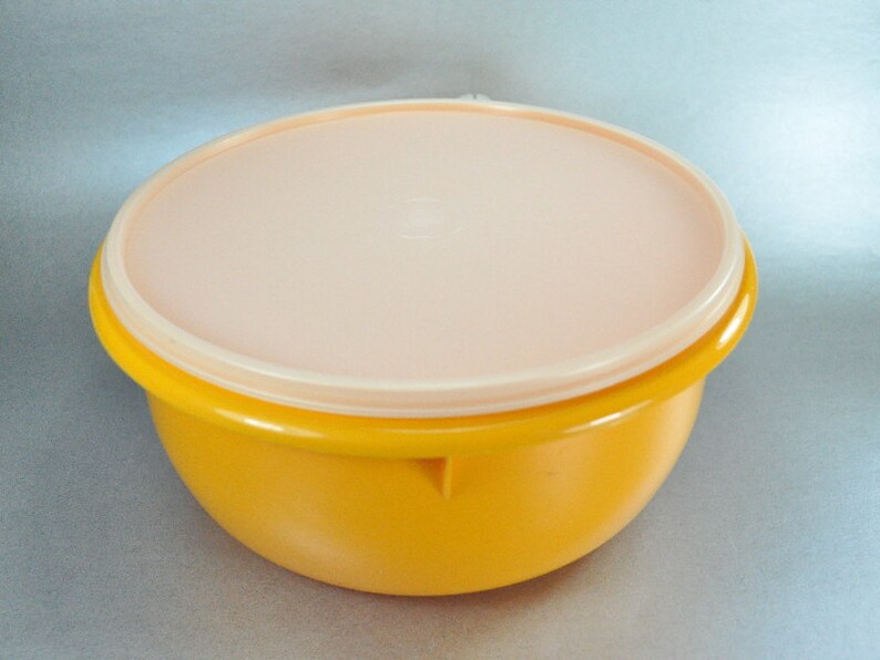 Vintage Tupperware 272 Large Gold Mixing Bowl with Lid Etsy