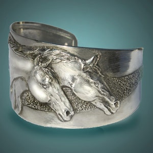 Two Horse Heads cuff bracelet in silvery pewter handmade USA image 2