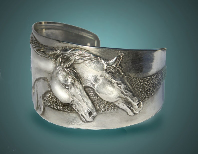 Two Horse Heads cuff bracelet in silvery pewter handmade USA image 2