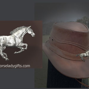 Galloping Mustang Hat or Lapel pin in pewter