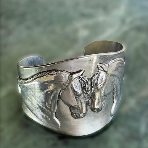 Two Horse Heads Cuff Bracelet in Silvery Pewter Handmade USA Etsy
