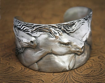 Four Horses cuff, "Face in the Herd", silvery pewter, handmade USA