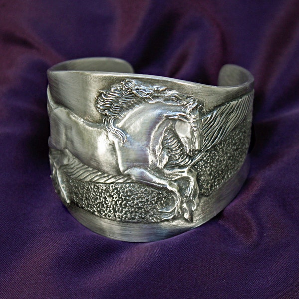 Friesian Horse cuff in silvery pewter handmade by the artist USA