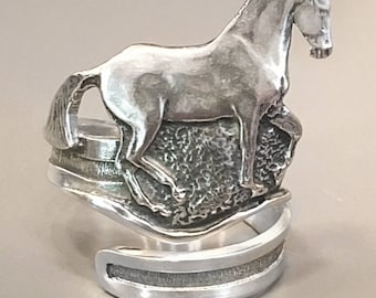 Horse Lady Gifts home and living decor Napkin Ring, horse performing piaffe', gift set of 4