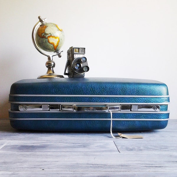 Vintage Turquoise Samsonite Sherbrooke Suitcase Plastic Travel Luggage