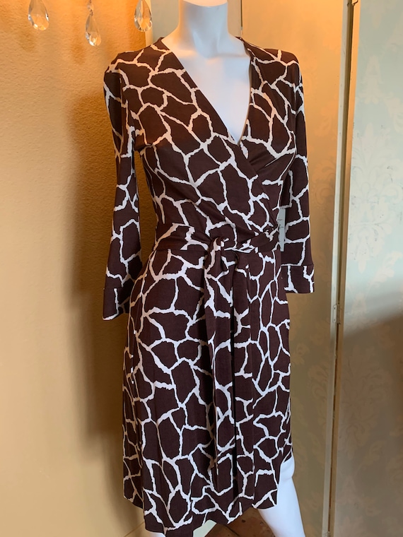 dvf iconic wrap dress