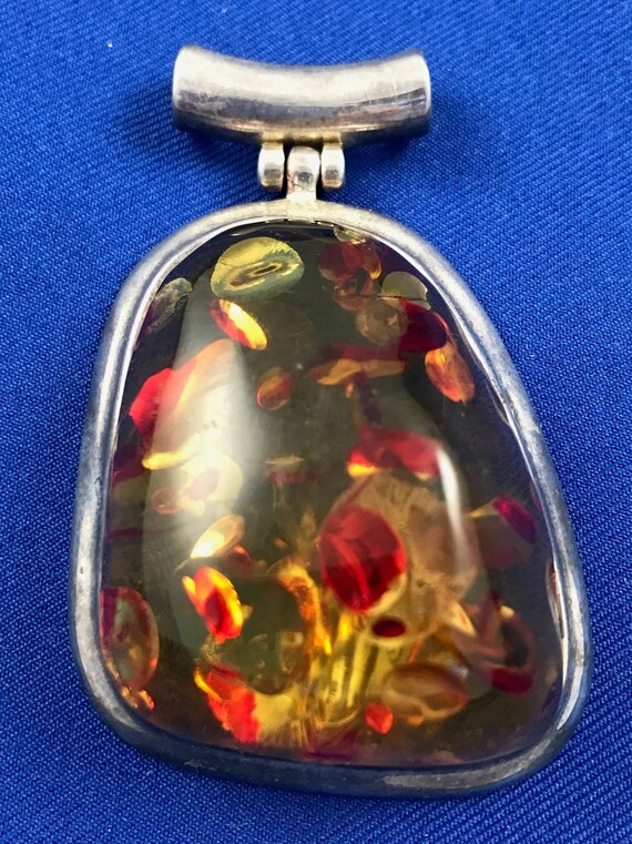 Gorgeous Amber Statement Pendant - image 2