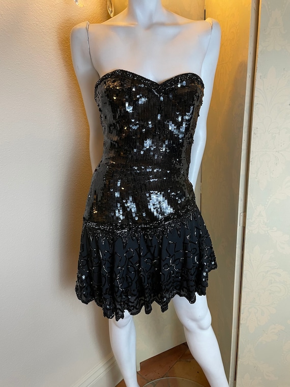 Gorgeous silk black sequined strapless mini w bole