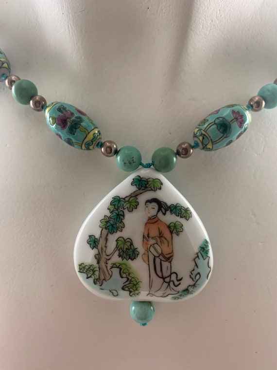 Lovely Vintage Chinese Necklace - image 1