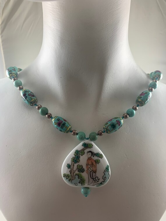 Lovely Vintage Chinese Necklace - image 2